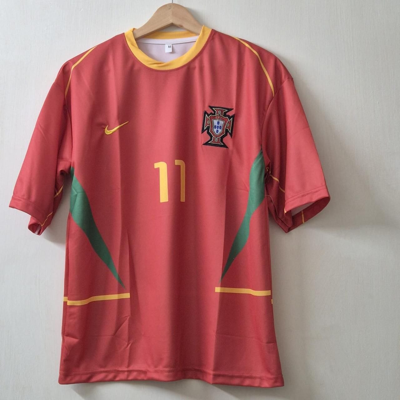 Portugal home 2002-04